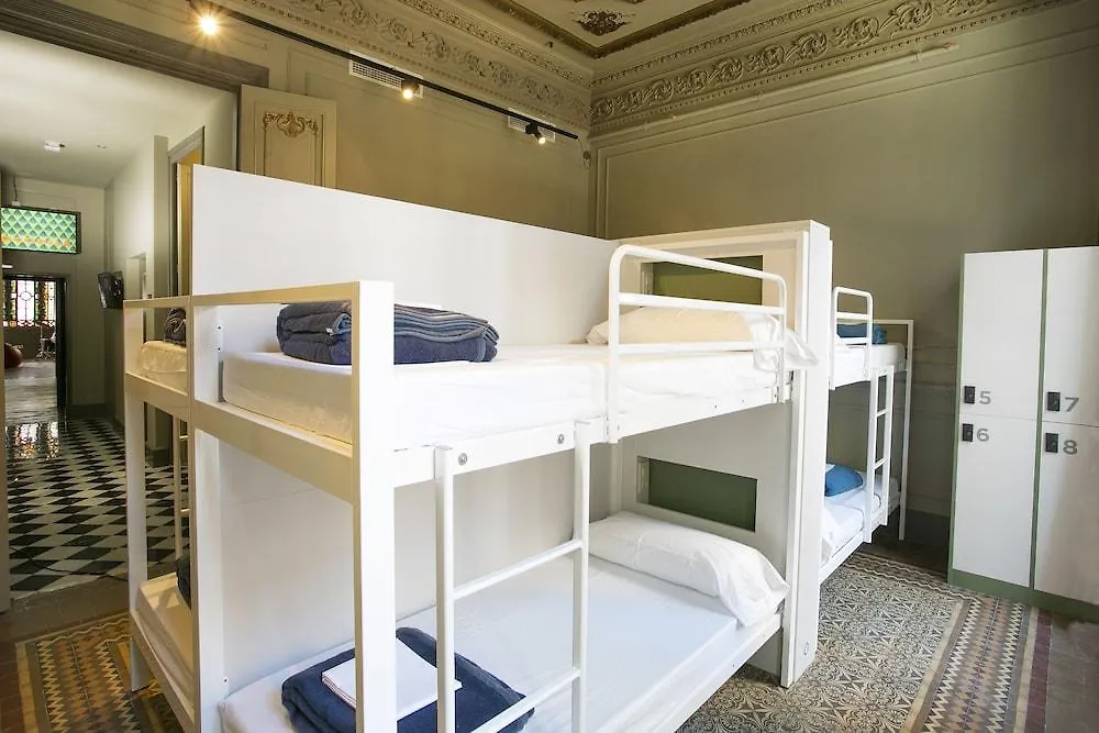 Sant Jordi Hostels Rock Palace Барселона