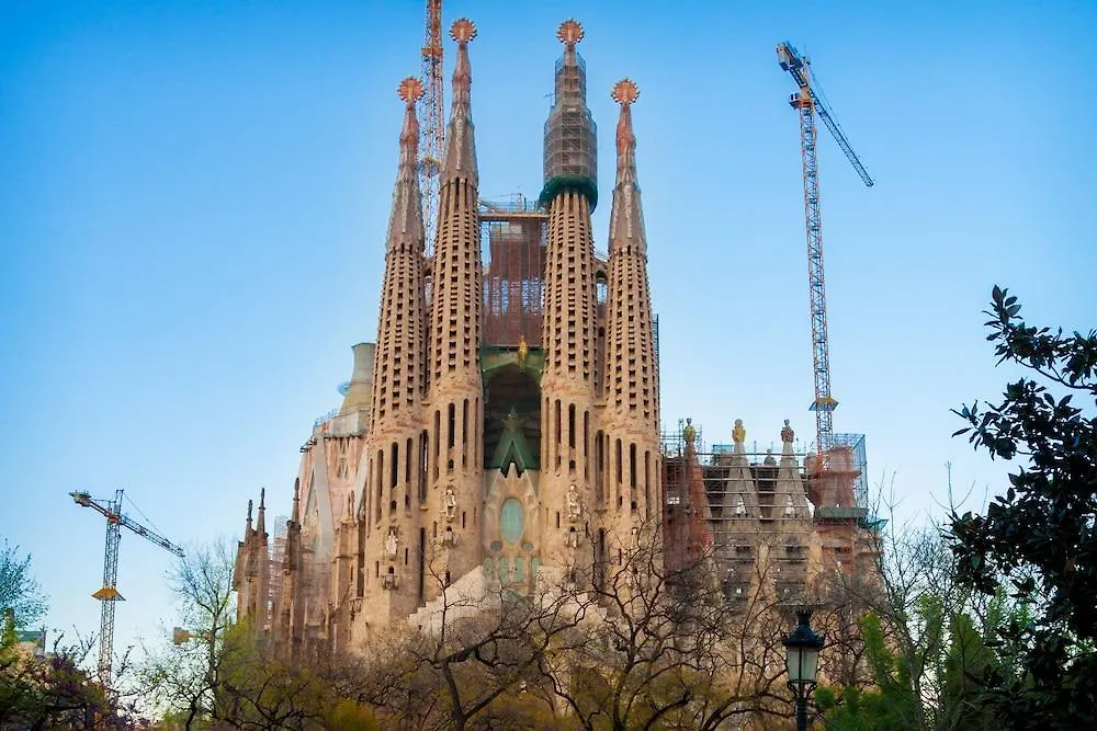 Sant Jordi Hostels Rock Palace Барселона
