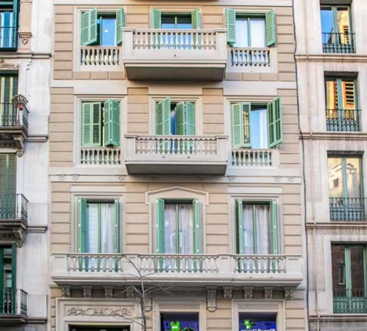 Sant Jordi Hostels Rock Palace Barcelona