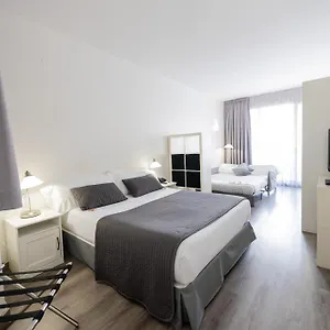 Apart Otel Atenea Calabria, Barselona