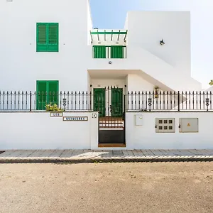 https://apartamento-los-quiqueres.in-canary-islands.com